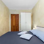 Ema Βίλα Veleniki