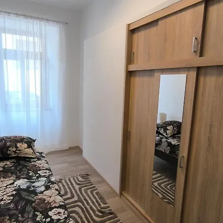 Ema Apartment