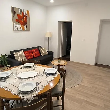 Apartment Ema *